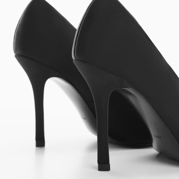 Pointed toe heel shoes - Picture 3 of 4
